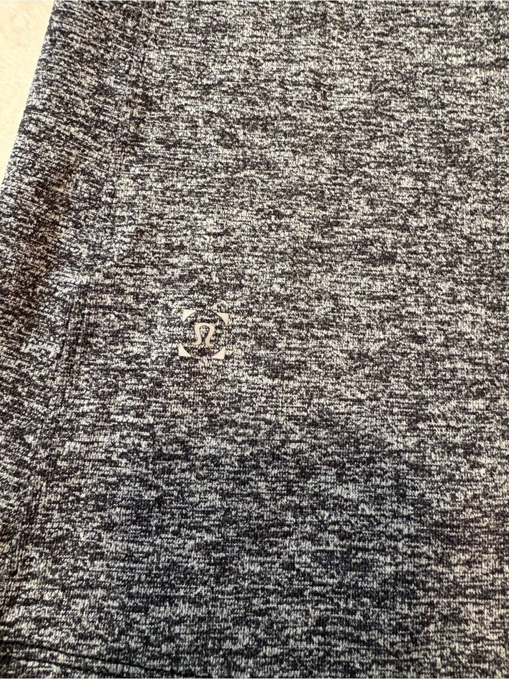 lululemon Men's Long Sleeve Heathered Black & White. Size XL. Like new!